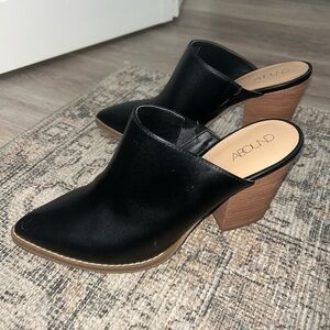 Abound Black and Tan Mules for Women